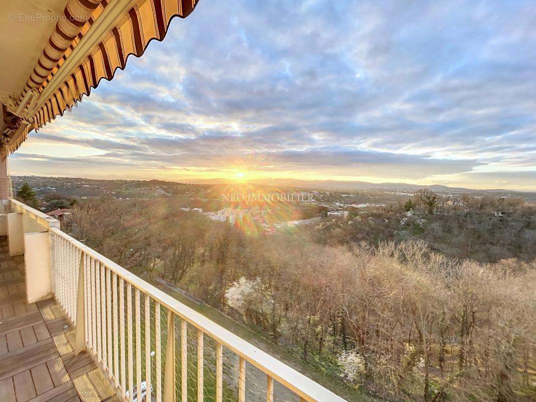 Appartement à SAINTE-FOY-LES-LYON