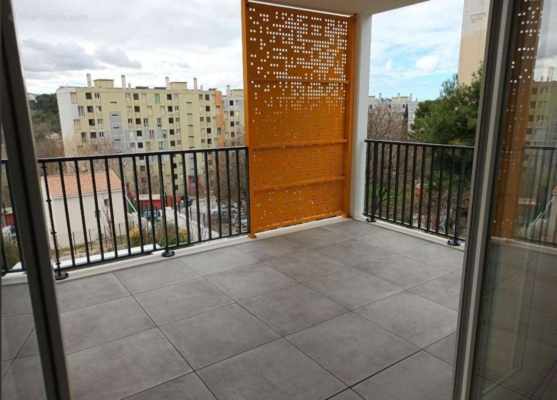 Appartement à MARSEILLE-13E