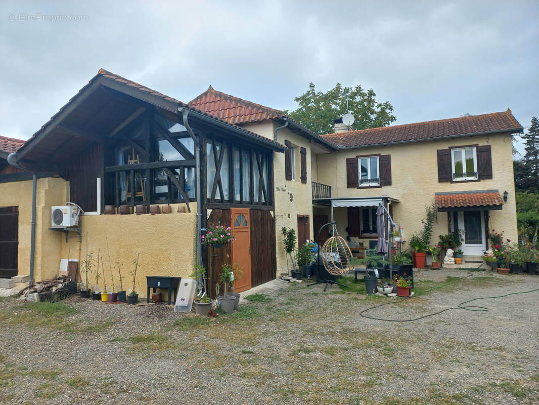 Maison à MIELAN