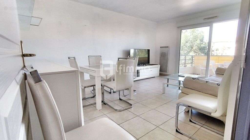 Appartement à FREJUS