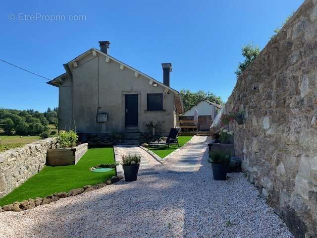 Maison à LA SALVETAT-SUR-AGOUT