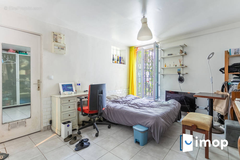 Appartement à PARIS-18E