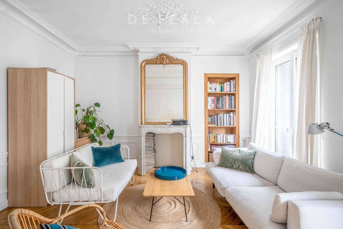 Appartement à PARIS-15E