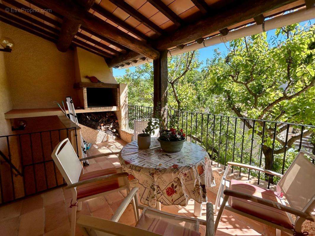 Maison à VAISON-LA-ROMAINE