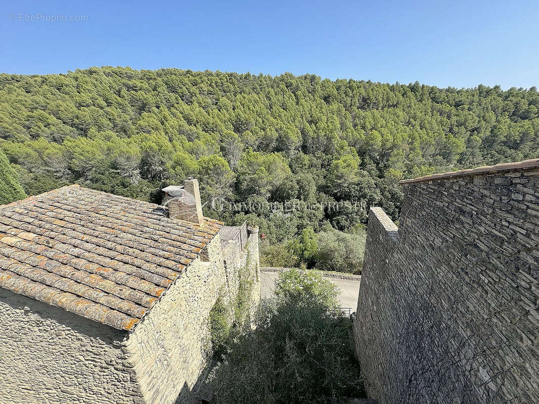 Maison à SAUMANE-DE-VAUCLUSE