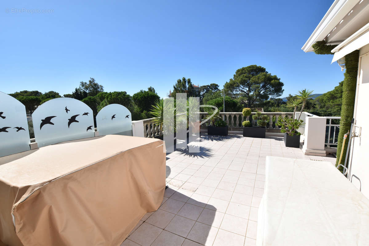 Appartement à SAINT-RAPHAEL