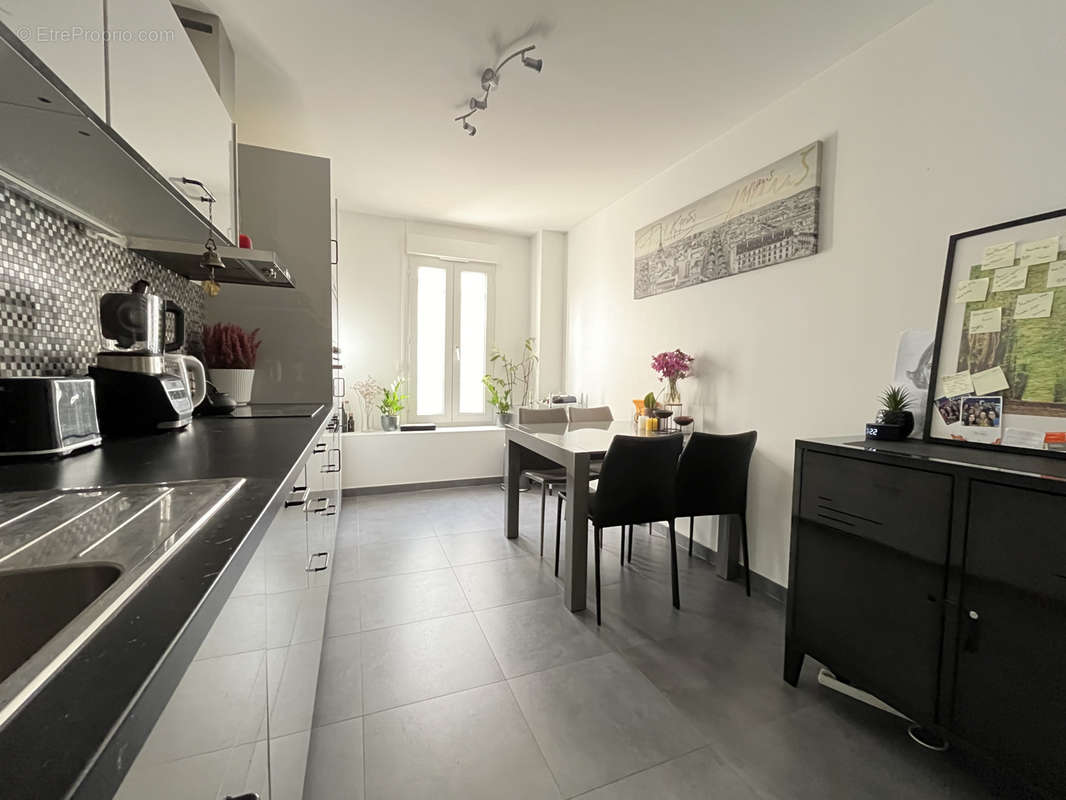 Appartement à ASNIERES-SUR-SEINE