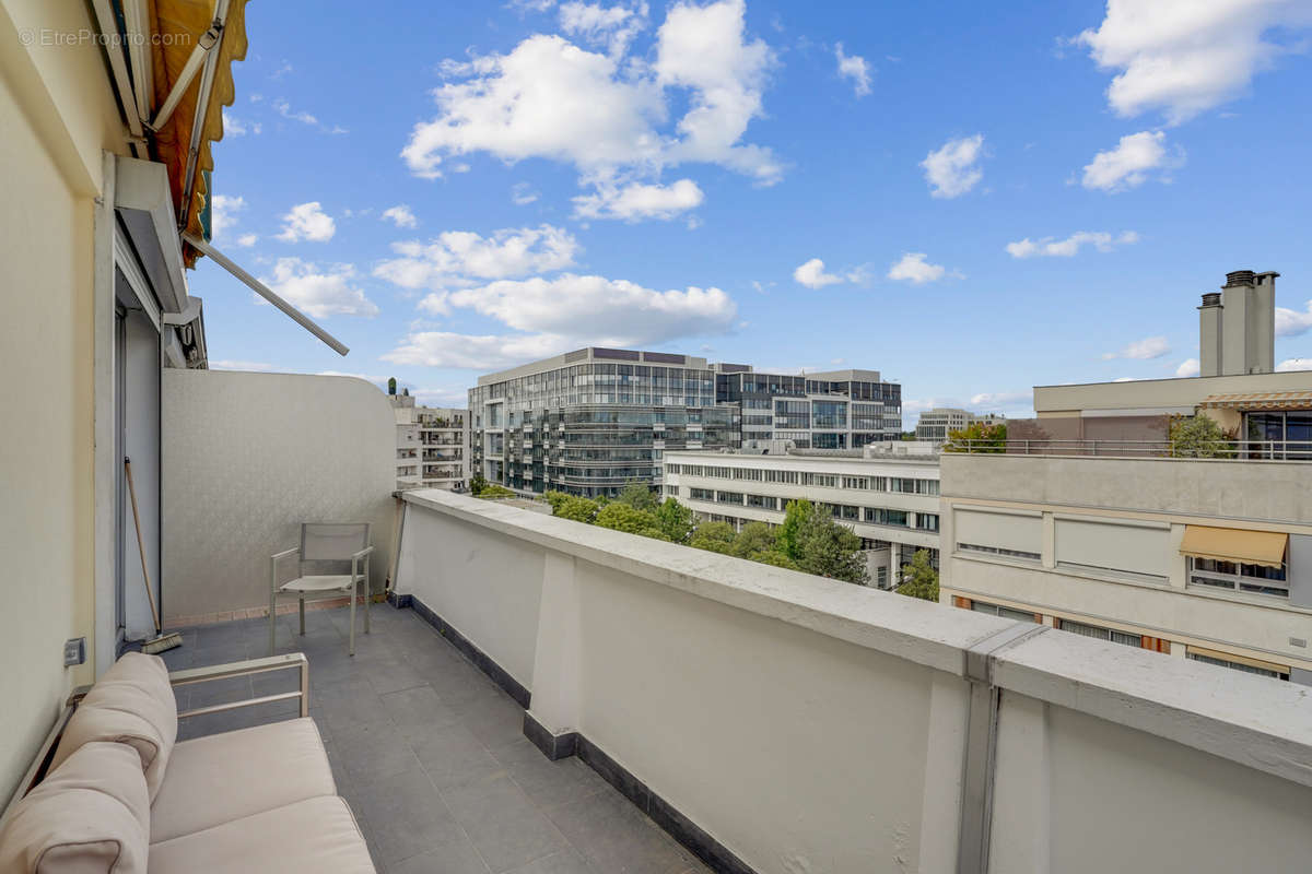 Appartement à LEVALLOIS-PERRET