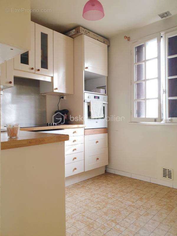 Appartement à COLOMBES