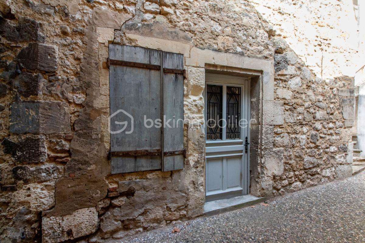 Appartement à PIERRELATTE