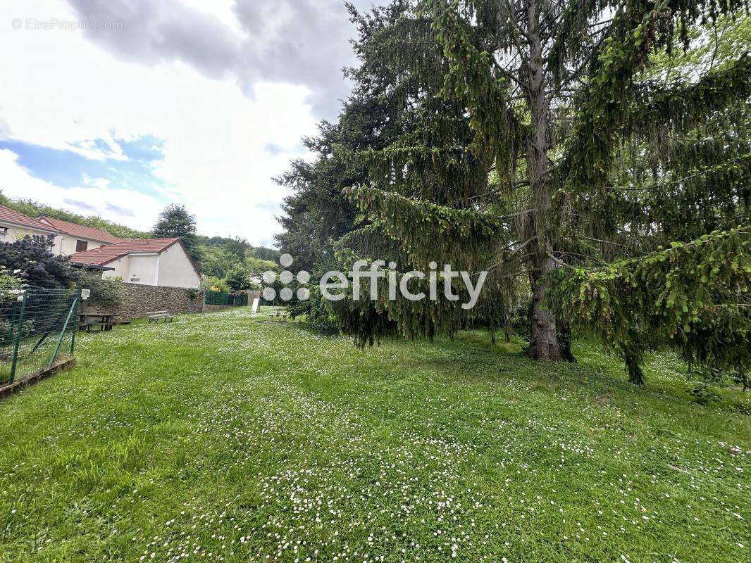 Appartement à VILLEBON-SUR-YVETTE