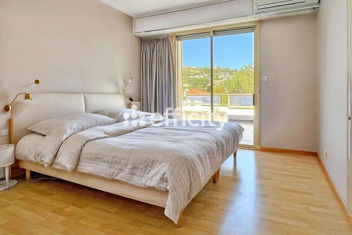 Appartement à CAGNES-SUR-MER