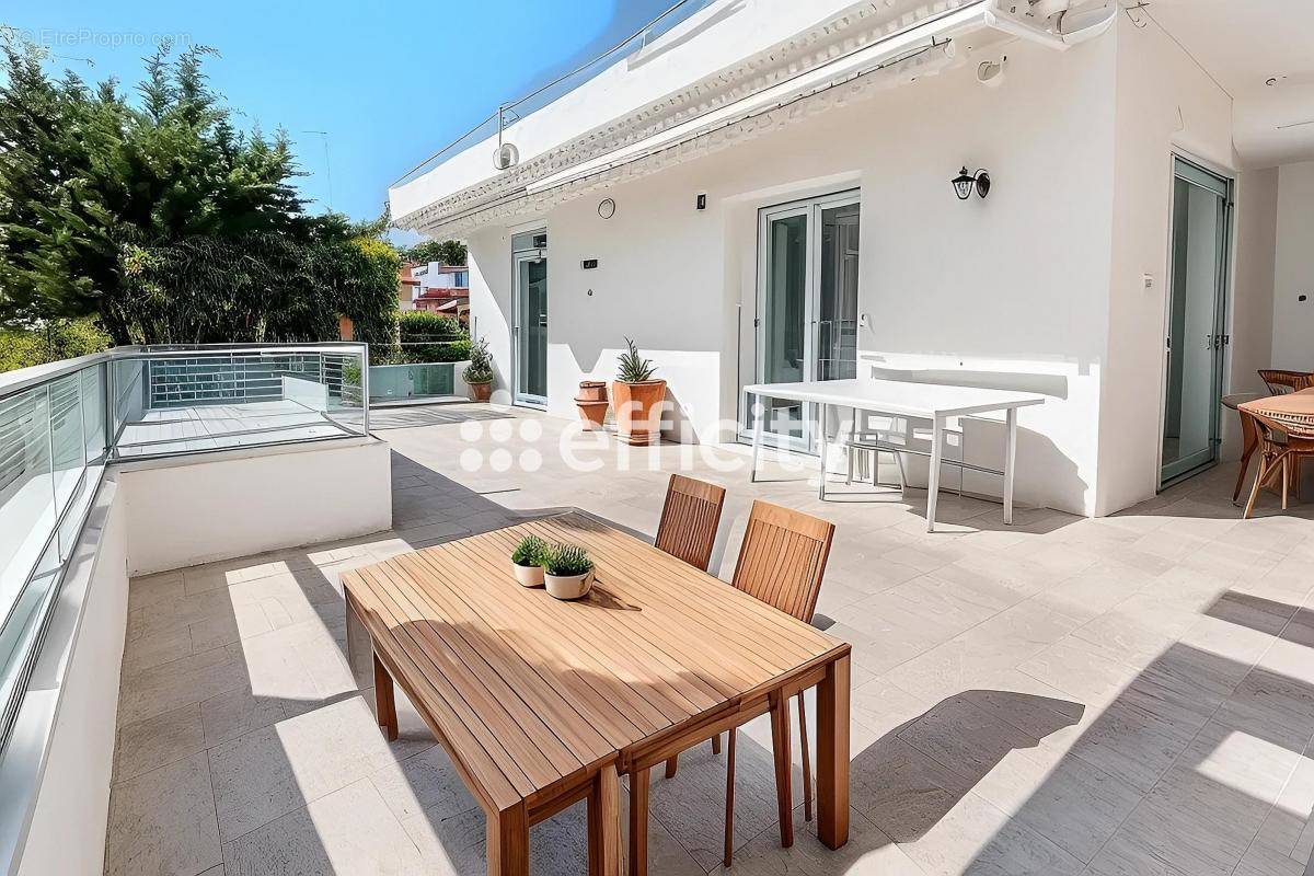 Appartement à CAGNES-SUR-MER