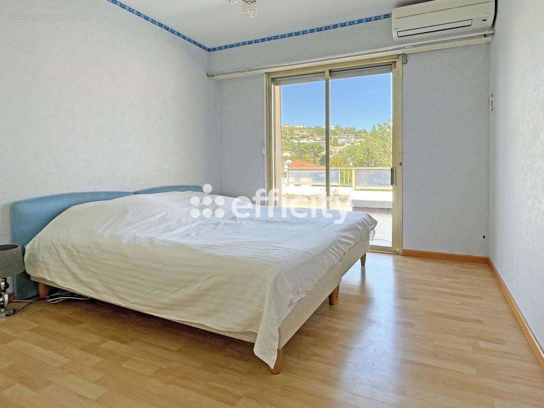 Appartement à CAGNES-SUR-MER