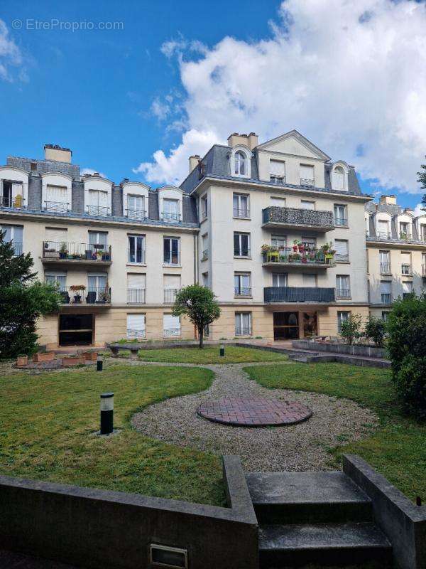 Appartement à VERSAILLES