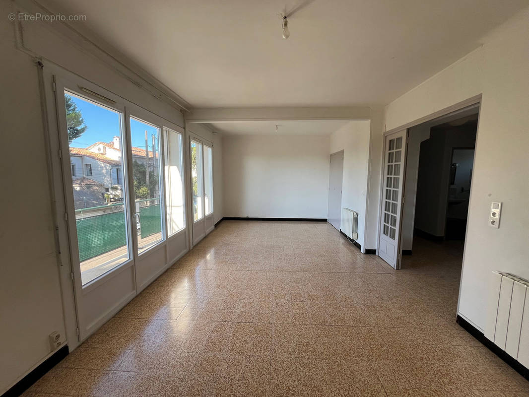 Appartement à NIMES