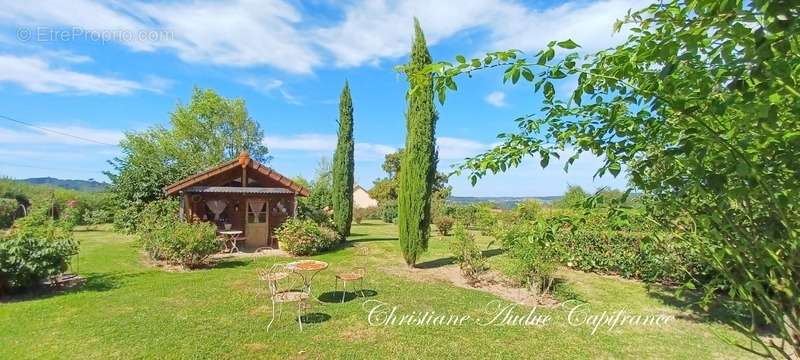 Maison à CHAROLLES