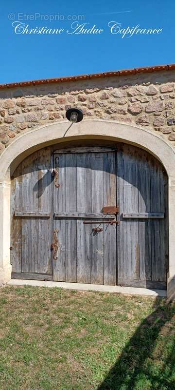 Maison à CHAROLLES