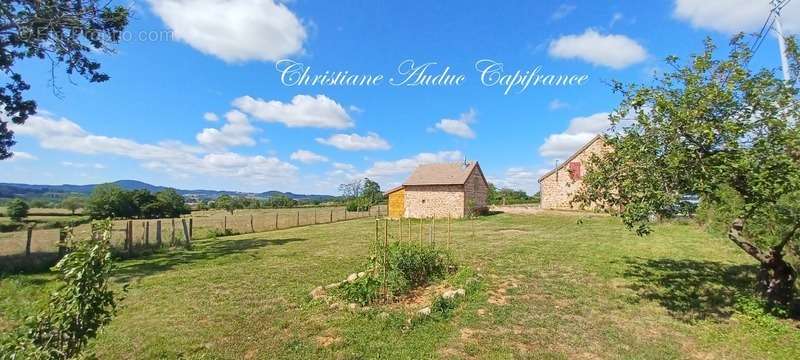 Maison à CHAROLLES