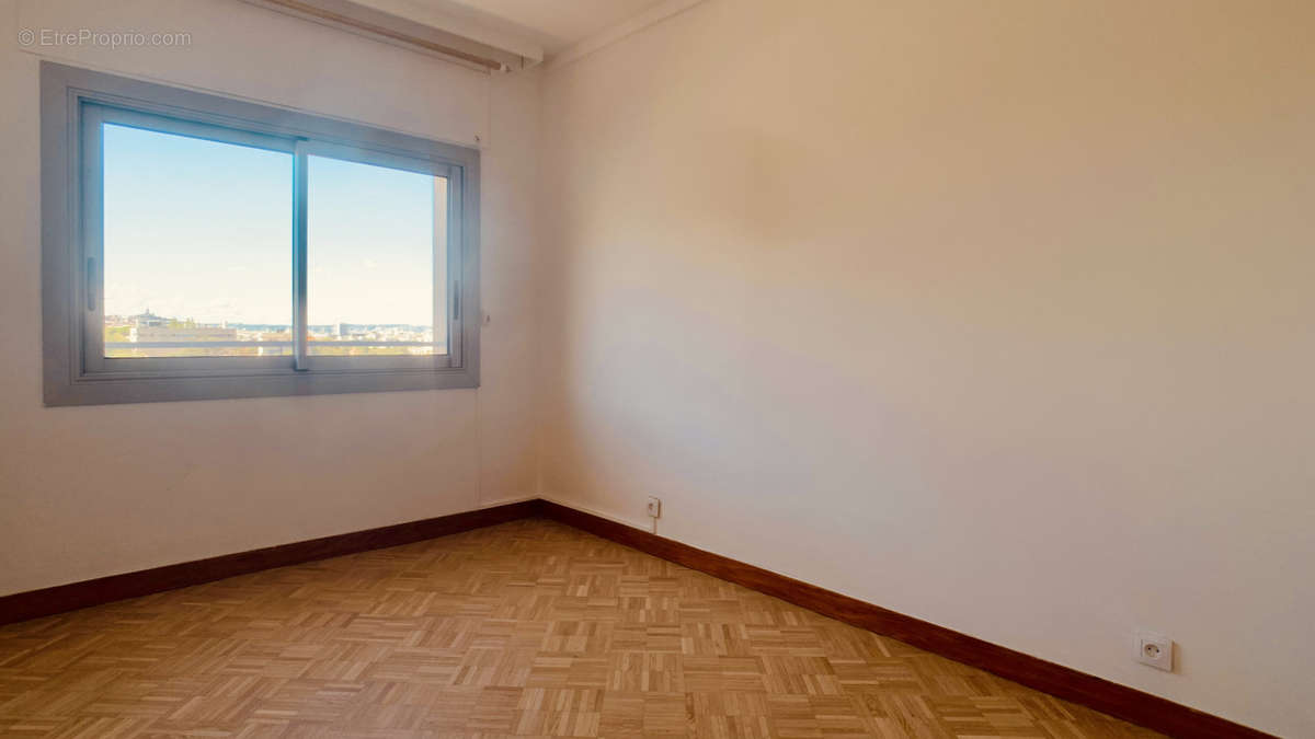 Appartement à MARSEILLE-9E