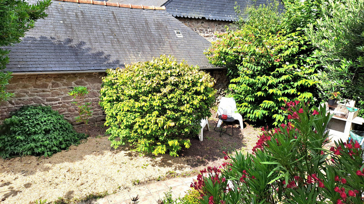 Maison à QUEMPER-GUEZENNEC