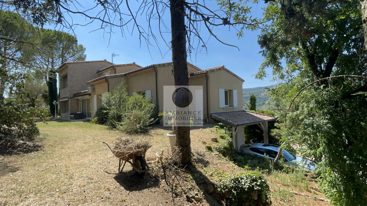 Maison à SAINT-PERAY