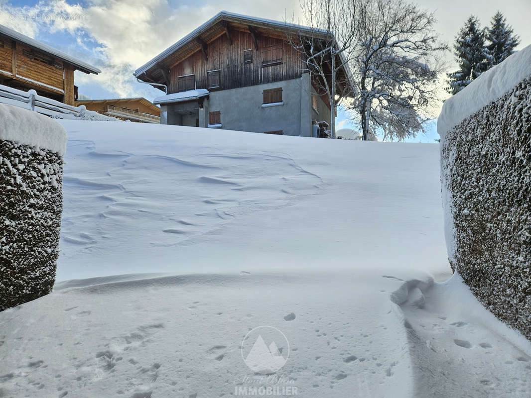 Appartement à LES CONTAMINES-MONTJOIE