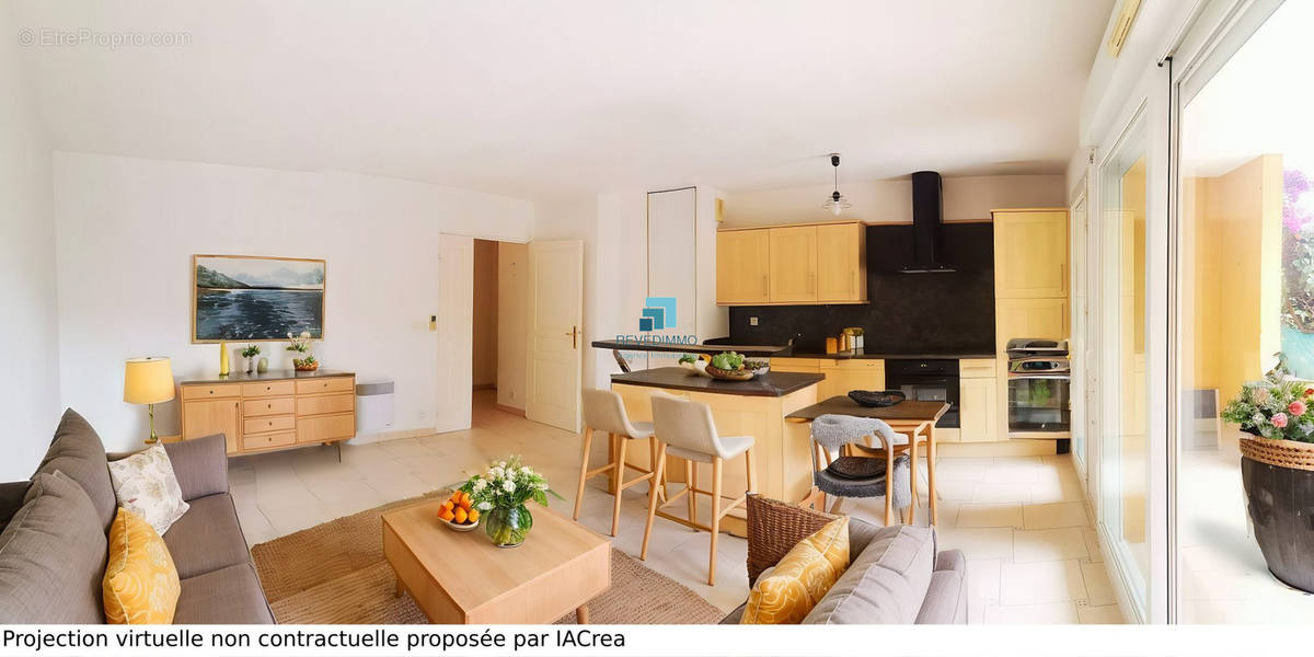 Appartement à FREJUS