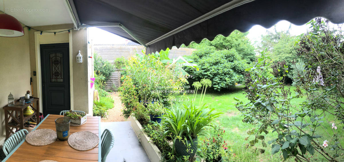 vue de la terrasse - Maison à GIZEUX