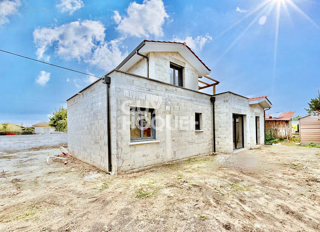 Maison à GUJAN-MESTRAS