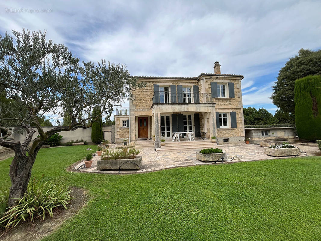 Maison à BARBENTANE