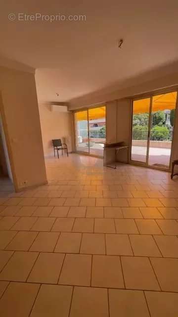 Appartement à MENTON