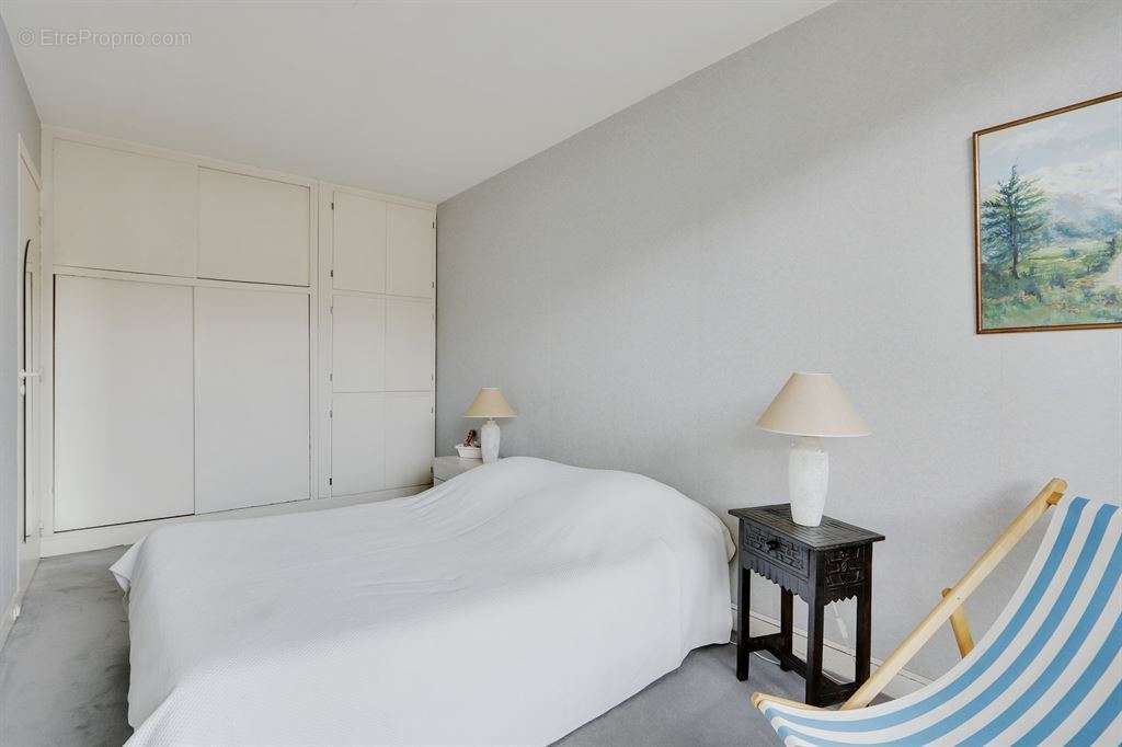 Appartement à PARIS-20E