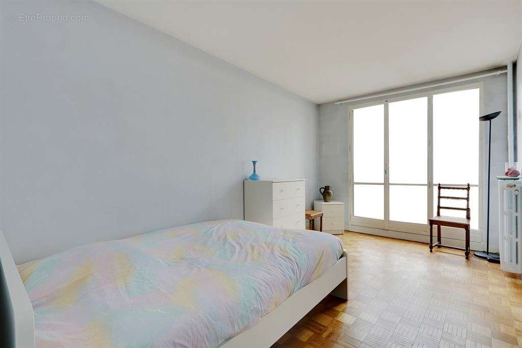 Appartement à PARIS-20E