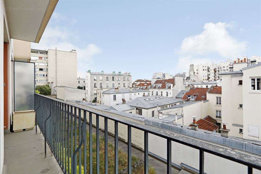 Appartement à PARIS-20E