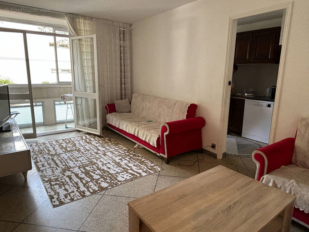 Appartement à MARSEILLE-12E