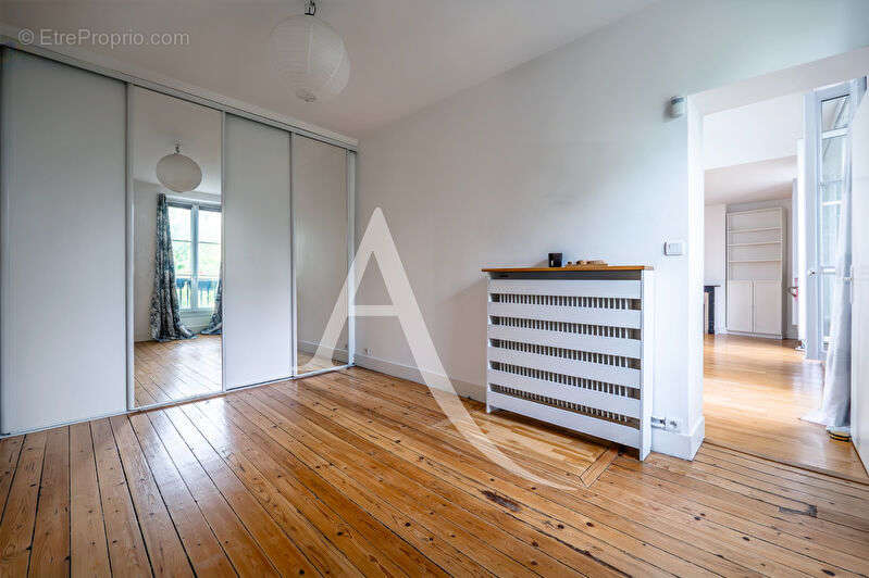 Appartement à PARIS-12E