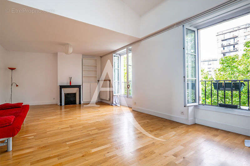 Appartement à PARIS-12E