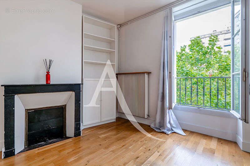 Appartement à PARIS-12E