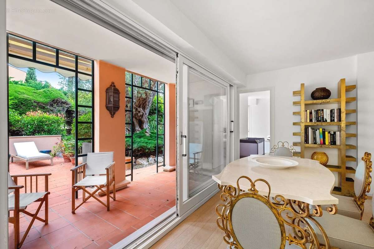 Appartement à SAINT-JEAN-CAP-FERRAT