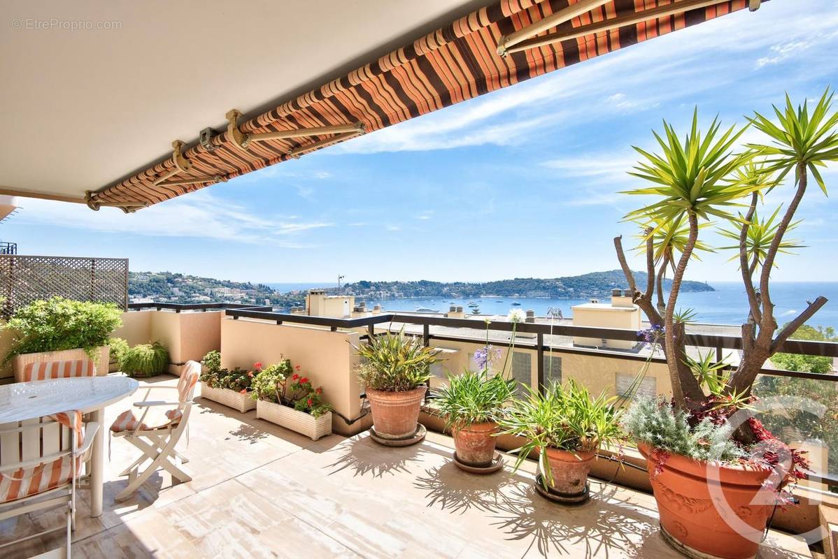 Appartement à VILLEFRANCHE-SUR-MER