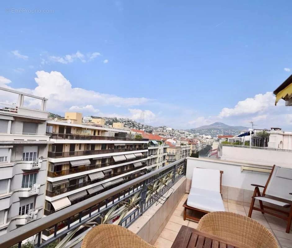 Appartement à NICE