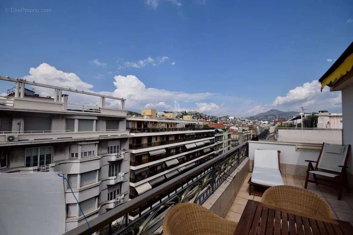 Appartement à NICE