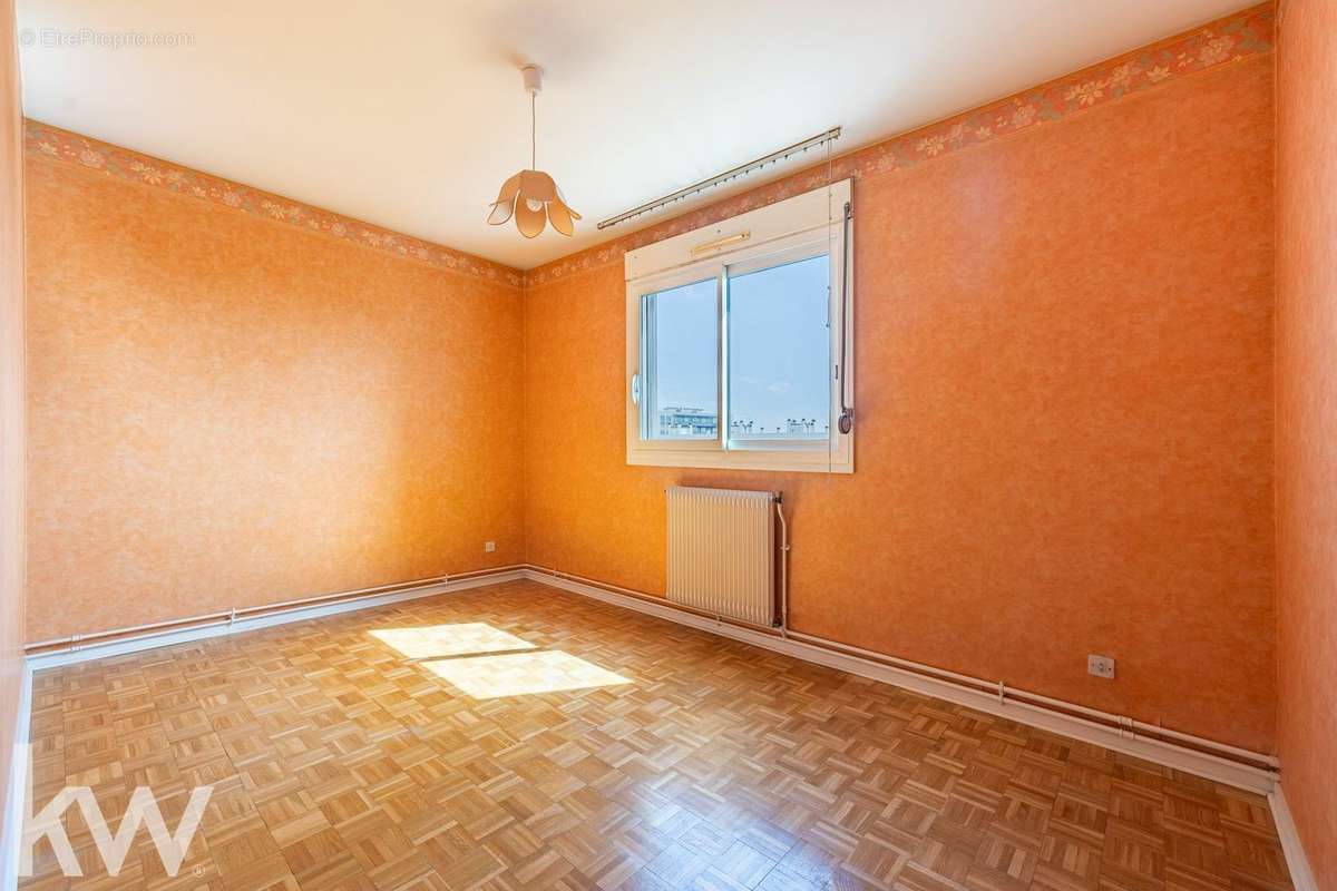 Appartement à LYON-8E