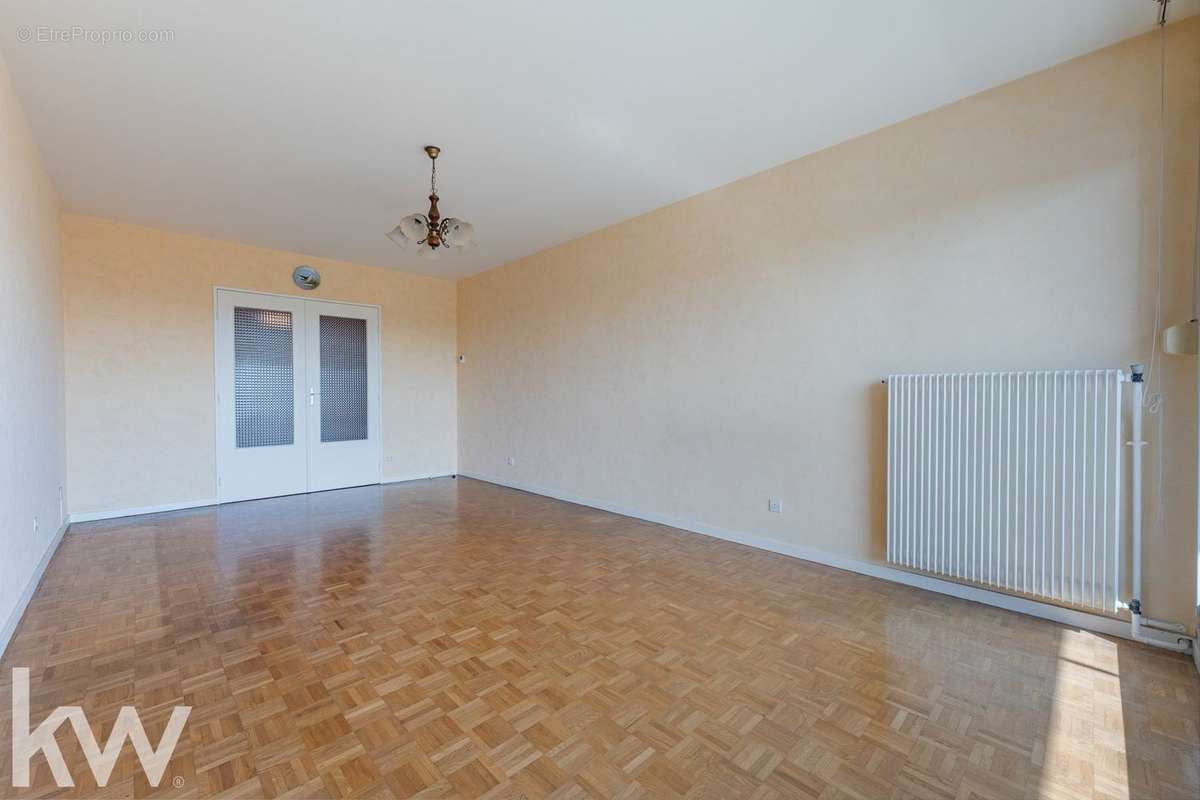 Appartement à LYON-8E