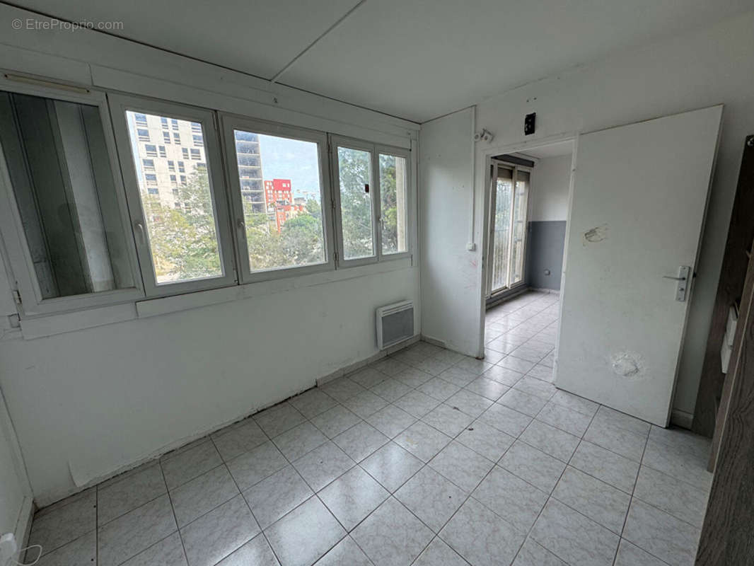 Appartement à MARSEILLE-14E