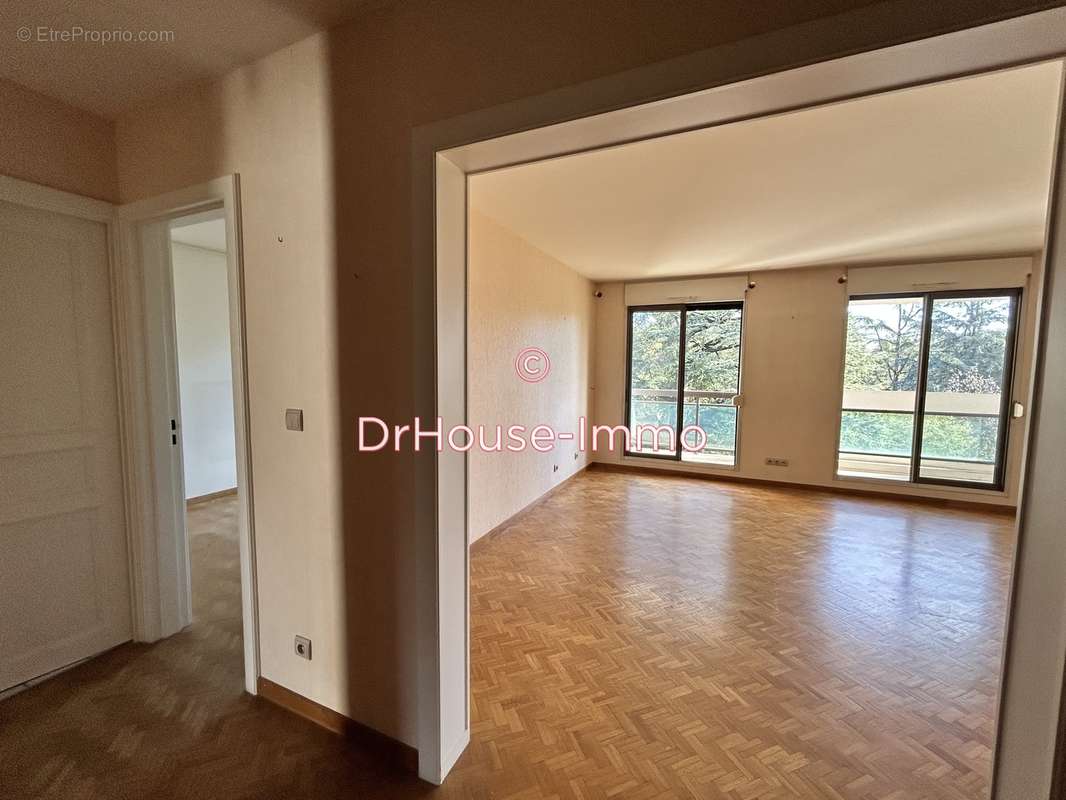 Appartement à LYON-9E