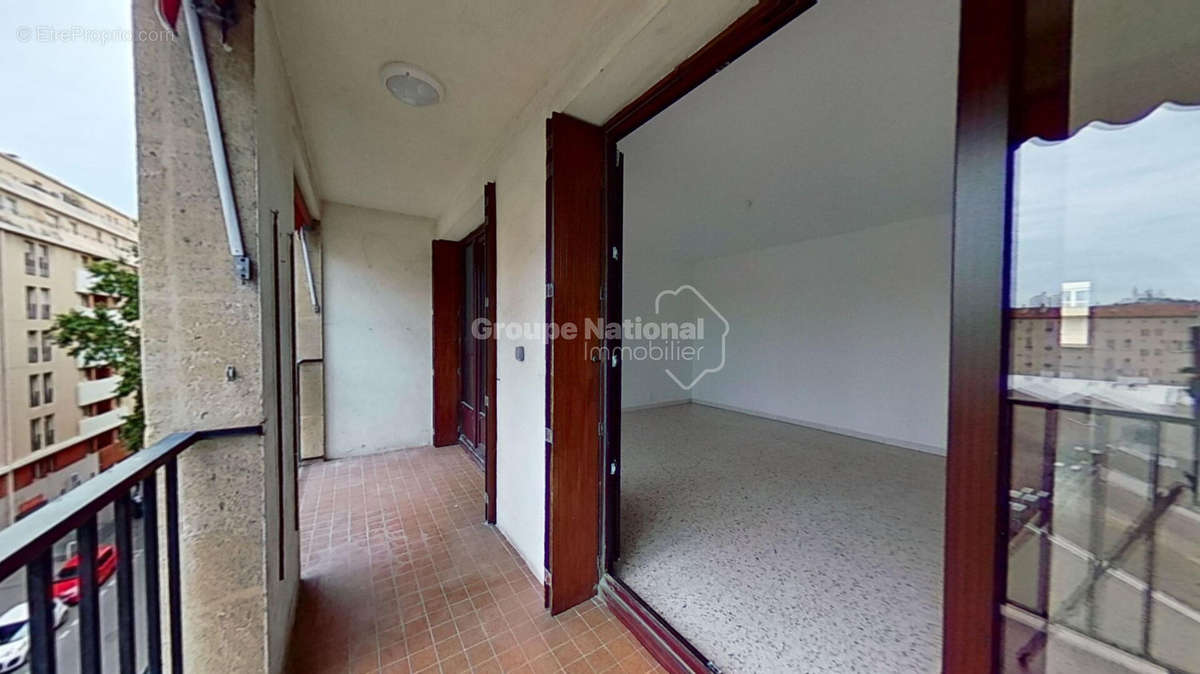 Appartement à MARSEILLE-10E