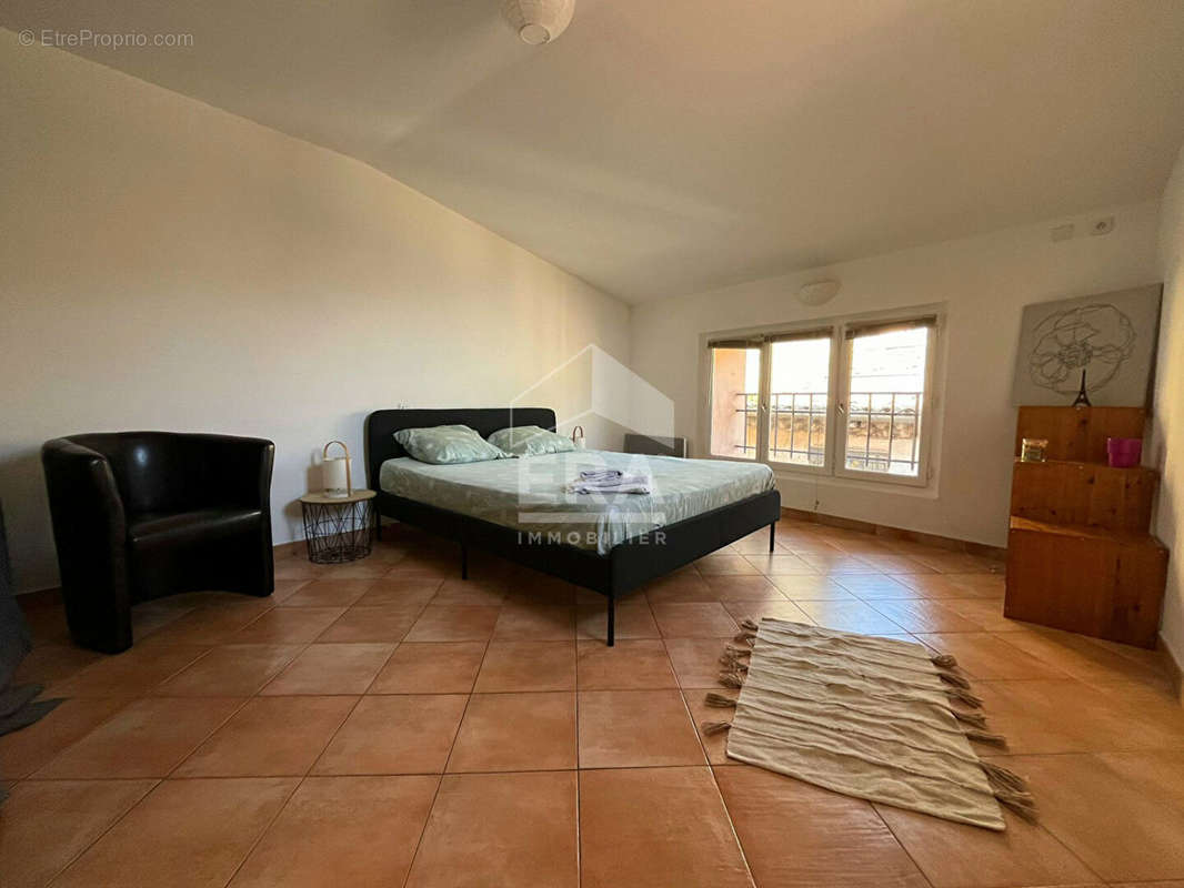 Appartement à VENCE