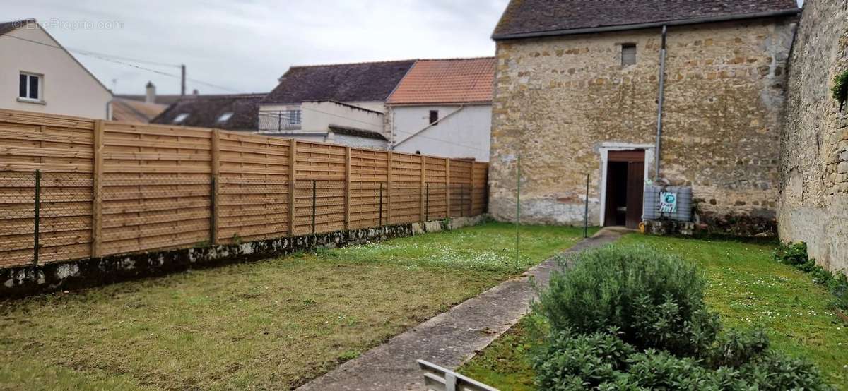 Maison à MORET-SUR-LOING